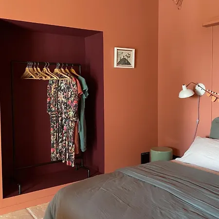 Oli - D'hotes Coeur De Village A Roquecor, 2 Personnes, 75 M2 住宿加早餐酒店 Roquecor