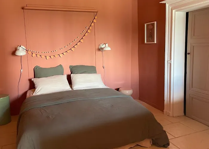 Oli - D'hotes Coeur De Village A Roquecor, 2 Personnes, 75 M2 Nocleg ze śniadaniem