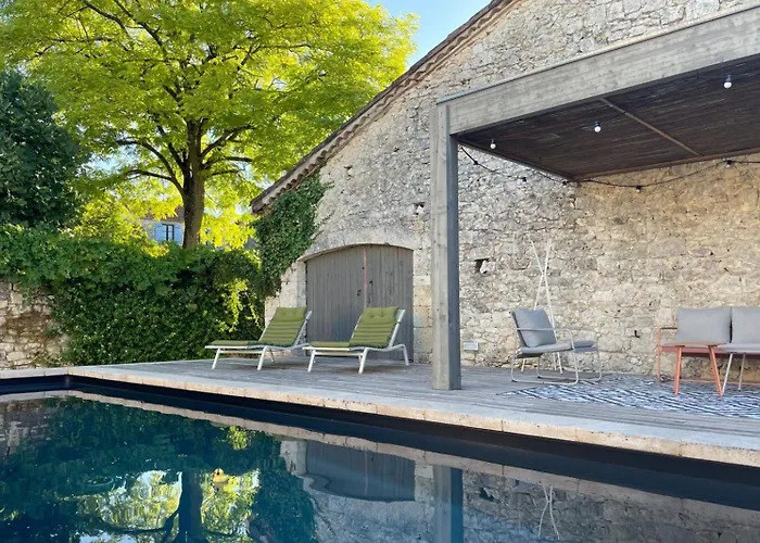 Nocleg ze śniadaniem Oli - D'hotes Coeur De Village A Roquecor, 2 Personnes, 75 M2