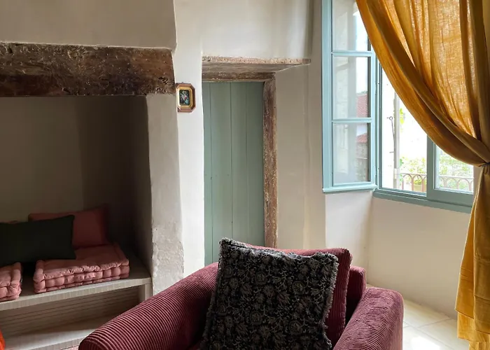 Nocleg ze śniadaniem Oli - D'hotes Coeur De Village A Roquecor, 2 Personnes, 75 M2